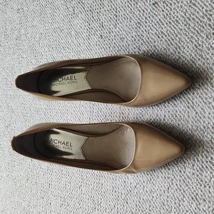 Michael Kors pumps